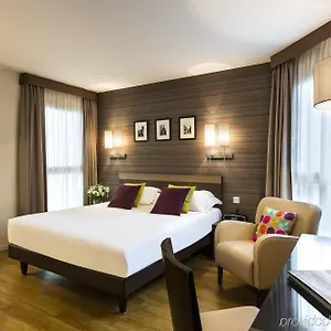 Citadines République Aparthotel